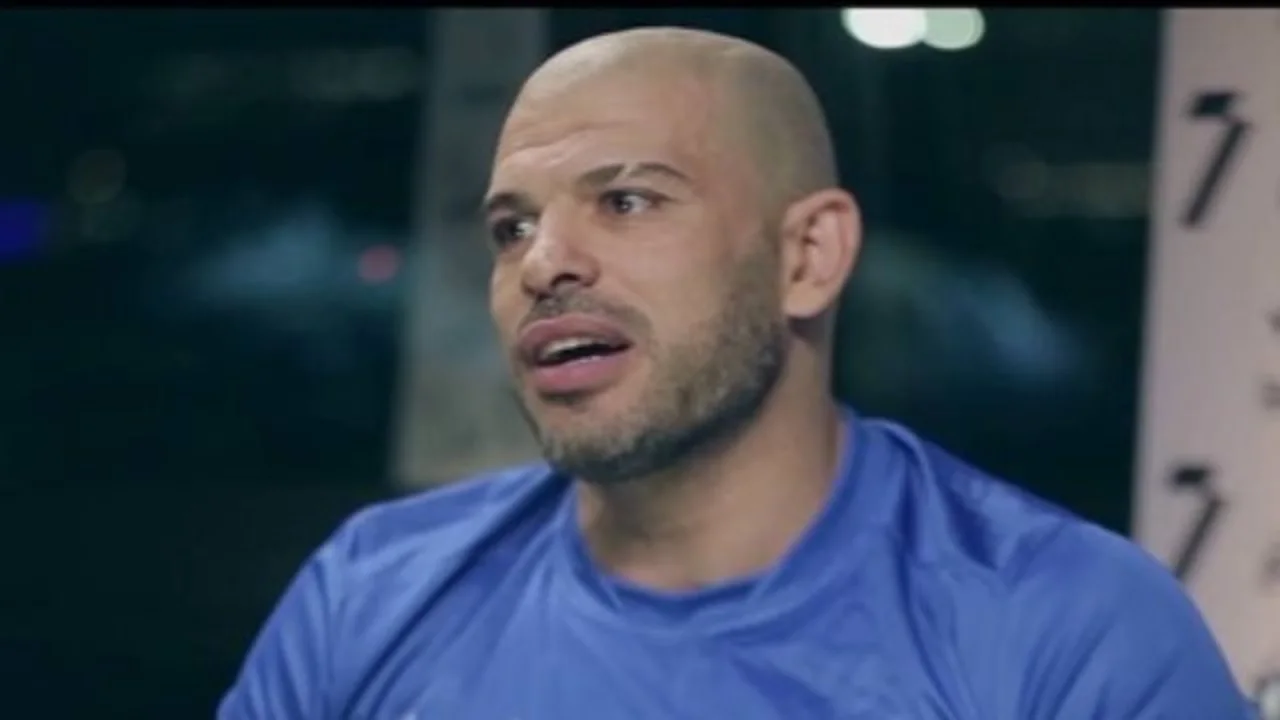 بشير التابعي: بيراميدز خارج المنافسة.. وإنبي يحاول تعطيل الزمالك لصالح الأهلي